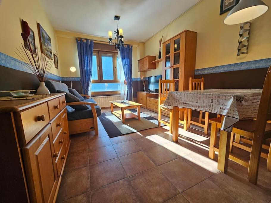 21A02 Coqueto Apartamento Con Garaje Felechosa Extérieur photo