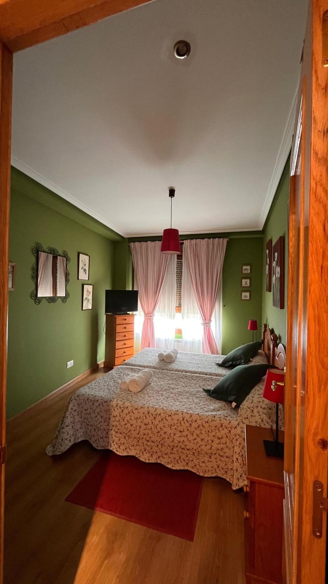 21A02 Coqueto Apartamento Con Garaje Felechosa Extérieur photo